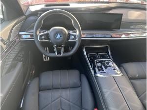 BMW i7 M70 xDrive /B&W FondEntert UPE: EUR 217.630,-