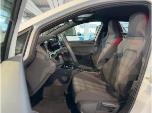 Volkswagen Golf VIII 2.0 TSI GTI+DSG+PARKASSIST+NAV+ACC+LED