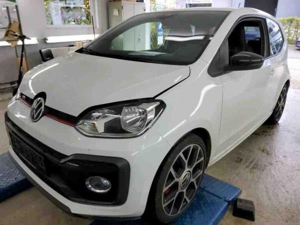 Volkswagen up! 1.0 TSI GTI