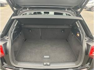 Audi Q2 35 TFSI S-tronic / MMI-Navi+, LED, RFK, ACC