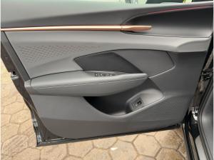 Cupra Terramar 1.5 eTSI DSG Sitzhzg LED Kamera