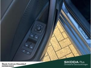 Skoda Octavia Combi RS TSI DSG 2.0 195 kW Panorama-Schiebedach elektrisch Anhängerkupplung Vorbereitung