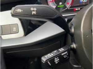 Audi A3 Limousine 35 TFSI advanced S tronic AHK Head-Up
