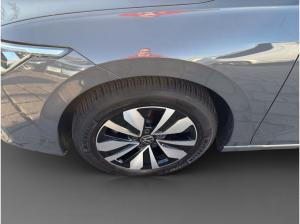 Volkswagen Golf VIII