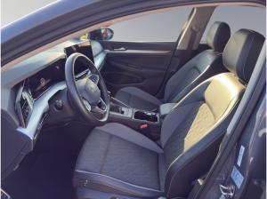 Volkswagen Golf VIII