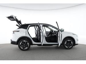 Nissan Qashqai 1.3DIG-T Xtronic N-Connecta | WINTER | KOMF | PGD | Fahrzeug steht auf Winterbereifung