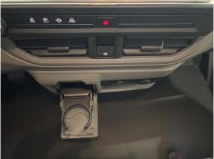 Volkswagen Transporter T7Kasten Plus (6Sitze/Heckflügel/AnhängerPaket) 2.0 l TDI 8-Gang-Automatikgetriebe KR