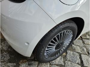 Fiat 500e CHRISTMAS EDITION - sofort verfügbar