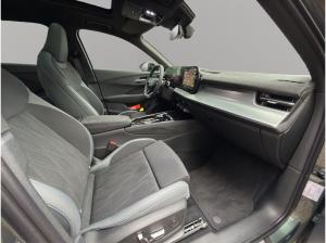 Audi Q3 SUV e-hybrid S line Matrix LED HuD Sonos Pano