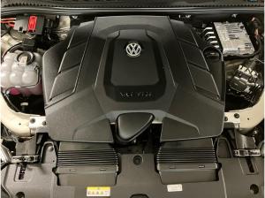 Volkswagen Touareg R-LINE 3.0TSI NP.115T ACC.5J-G.AHK.STHZG.AREA-VIEW.NAVI.HUD.DYNAMIC