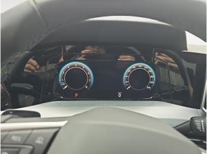 Volkswagen Golf VIII 1.5 eTSI W Goal ACC AUT Akustikglas