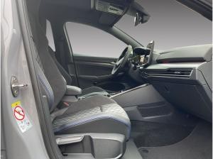 Volkswagen Golf 1.5 eTSI DSG R-Line Pano Black-Style Klima