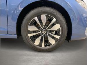 Volkswagen Golf VIII Variant 1.5 eTSI DSG Life Goal 360 ACC