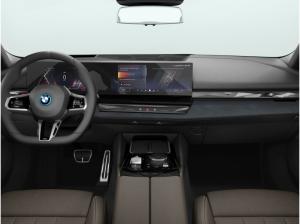 BMW i5 T. e40 M Sport PanoD.HUD ACC SuView Bo+Wi.AHK