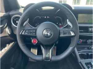 Alfa Romeo Stelvio Quadrifoglio ABSOLUT VOLL Keramikbremsen