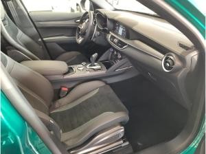 Alfa Romeo Stelvio Quadrifoglio ABSOLUT VOLL Keramikbremsen