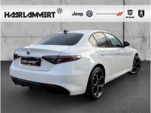 Alfa Romeo Giulia Veloce Q4 2.0 PDC+KAMERA+NAVI+CARPLAY+SHZ