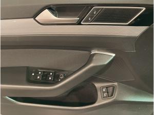 Volkswagen Passat Variant 1.4 TSI GTE DSG IQ.Light Navi