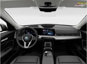 BMW iX1 xDrive30 AKTION Head-Up PANO LED Shz