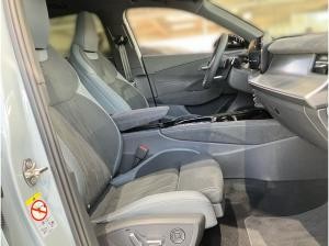 Audi Q3 SUV TFSI quattro S-tronic | Head-Up,Pano,360°