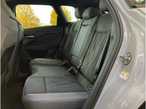 Audi Q3 SUV TFSI quattro S-tronic | Head-Up,Pano,360°