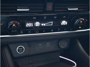 Nissan X-Trail 1.5 VC-T Mild-Hybrid Xtronic Tekna #PGD #BOSE#20° ❄Winterräder for free