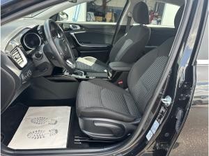 Kia Ceed Vision Komfort Allwetter Überführungskosten inkl.