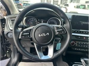 Kia Ceed Vision Komfort Allwetter Überführungskosten inkl.