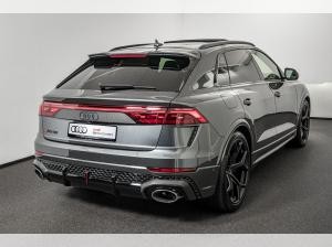 Audi RS Q8 performance tiptronic