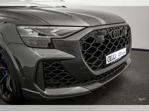 Audi RS Q8 performance tiptronic