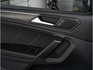 Volkswagen Tiguan Allspace 2.0 TSI 4M R-Line Black DCC AHK