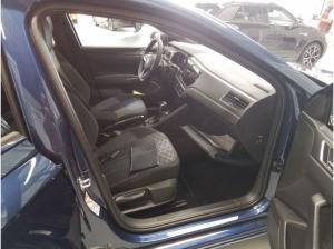 Volkswagen Taigo 1.5 TSI DSG R-LINE PANO WINTERRÄDER GARANTIE