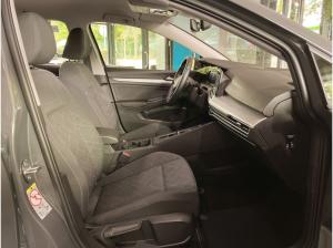 Volkswagen Golf VIII Variant 2.0TDI DSG Life Navi AppConnect