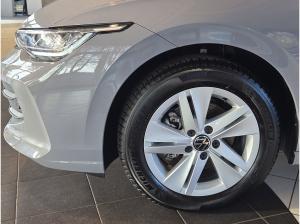 Volkswagen Golf VIII Variant 1.5 eTSI Life DSG Ganzjahresreifen AppConnect