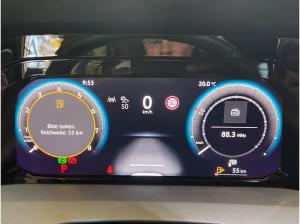 Volkswagen Golf VIII Variant 1.5 eTSI Life DSG Ganzjahresreifen AppConnect