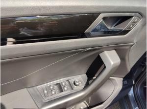 Volkswagen T-Roc R-Line 2.0 l TDI 4MOTION AHK,Standheizung