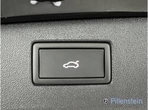 Volkswagen Tiguan TSI DSG R-LINE/BLACK AHK+MATRIX+KOMFORT+A