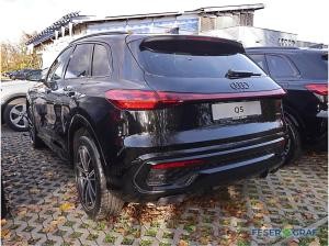 Audi Q5 SUV TFSI quattro S line AHK Pano Tech plus