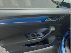 Volkswagen T-Roc 1.5 TSI DSG Style CarPlay Pano ACC AHK LED