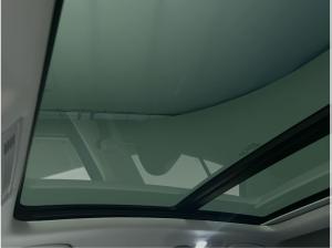 Volkswagen T-Roc 1.5 TSI DSG Style CarPlay Pano ACC AHK LED