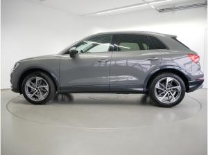 Audi Q3 35 TFSI S tro. advanced LED AHK virt. Cock.