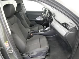 Audi Q3 35 TFSI S tro. advanced LED AHK virt. Cock.