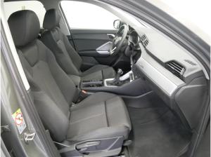 Audi Q3 35 TFSI S tro. advanced LED AHK virt. Cock.