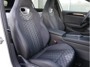 Volkswagen Passat R-Line 1.5 electric/TSI eHybrid AHK Pano Keyless HarmanK.