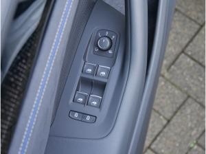 Volkswagen Passat R-Line 1.5 electric/TSI eHybrid AHK Pano Keyless HarmanK.