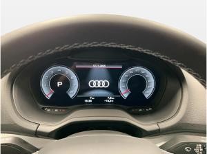 Audi Q2 S line 35 TFSI 110(150) S tronic ACC AUT LED