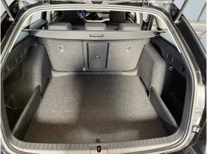 Skoda Octavia Combi Selection 1.5 TSI 2xKlima LM