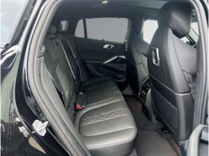 BMW X6 xDrive40i M Sport Pro Pano 22" AHK Autobahnass.