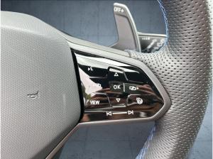 Volkswagen T-Roc R 4Motion Akra Winterräder Beats Navi IQ