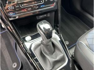 Volkswagen T-Roc R 4Motion Akra Winterräder Beats Navi IQ